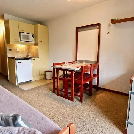 Apartment Avec Balcon Et Parking Couvert A - Fr-1-340-146 Chamrousse