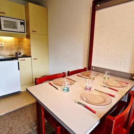 Avec Balcon Et Parking Couvert A - Fr-1-340-146 * Chamrousse