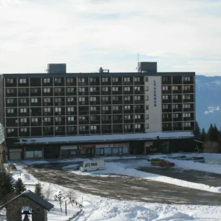 Apartment Avec Balcon Et Parking Couvert A - Fr-1-340-146
