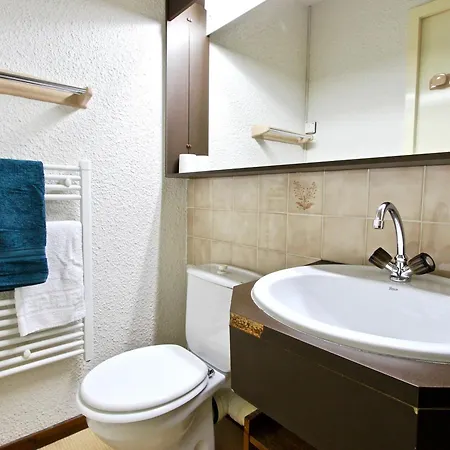 19m² à Avec Balcon, Parking Inclus - Fr-1-340-146 Appartement