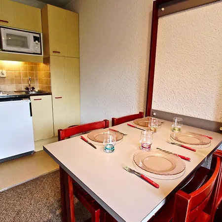 Appartement 19m² à Avec Balcon, Parking Inclus - Fr-1-340-146 *