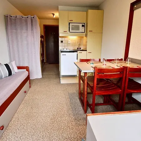 19m² à Avec Balcon, Parking Inclus - Fr-1-340-146